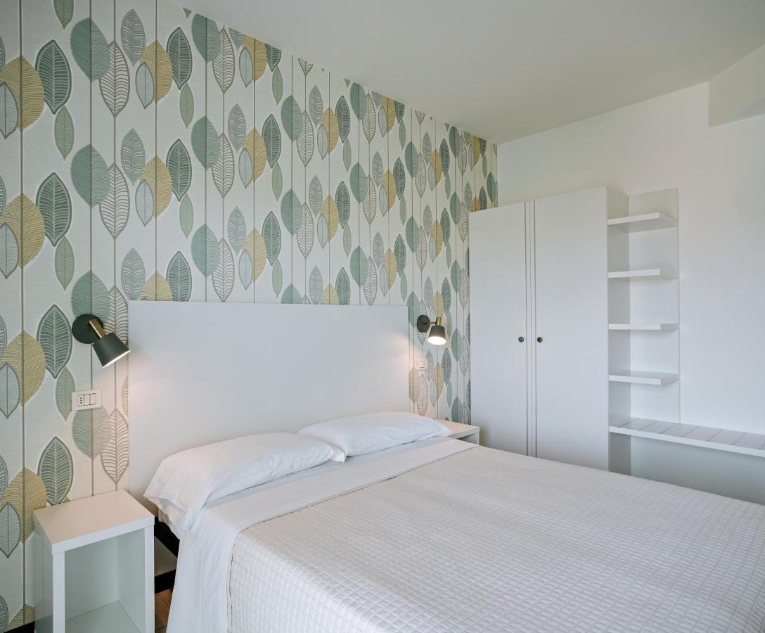 Solemare Hotel E Residence มิซาโน อาดรีอาติโก ภายนอก รูปภาพ