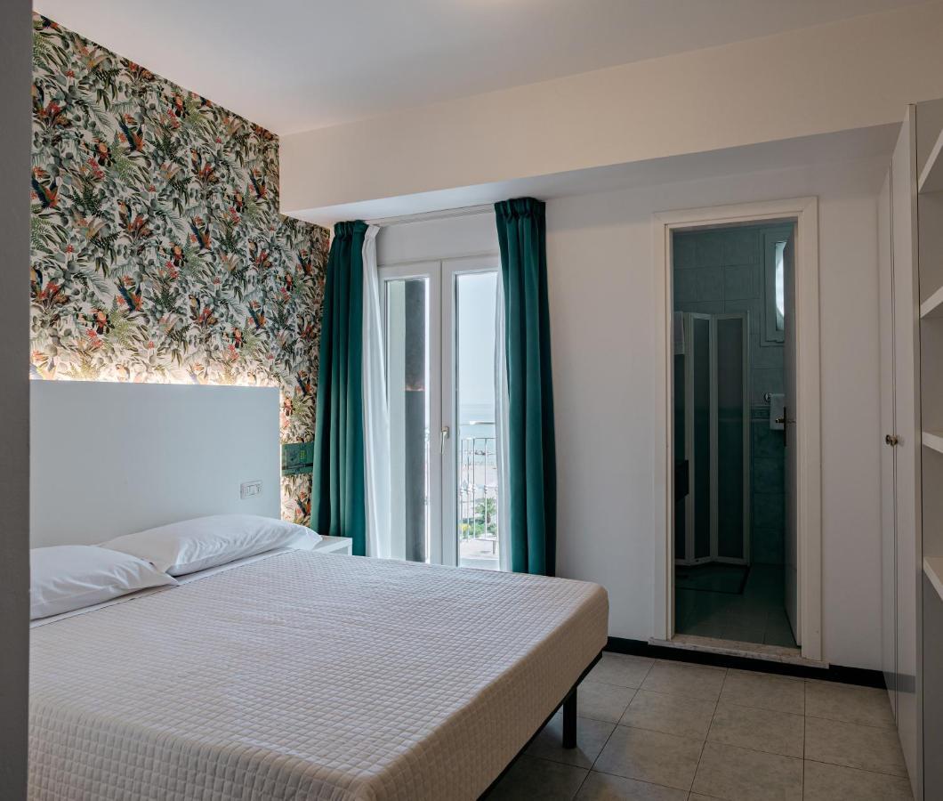Solemare Hotel E Residence มิซาโน อาดรีอาติโก ภายนอก รูปภาพ