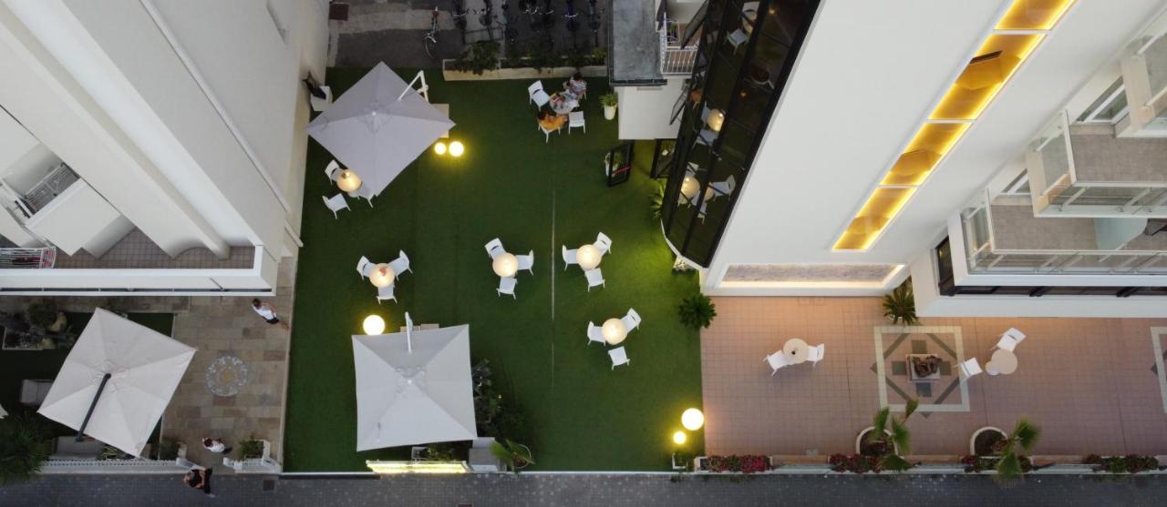 Solemare Hotel E Residence มิซาโน อาดรีอาติโก ภายนอก รูปภาพ