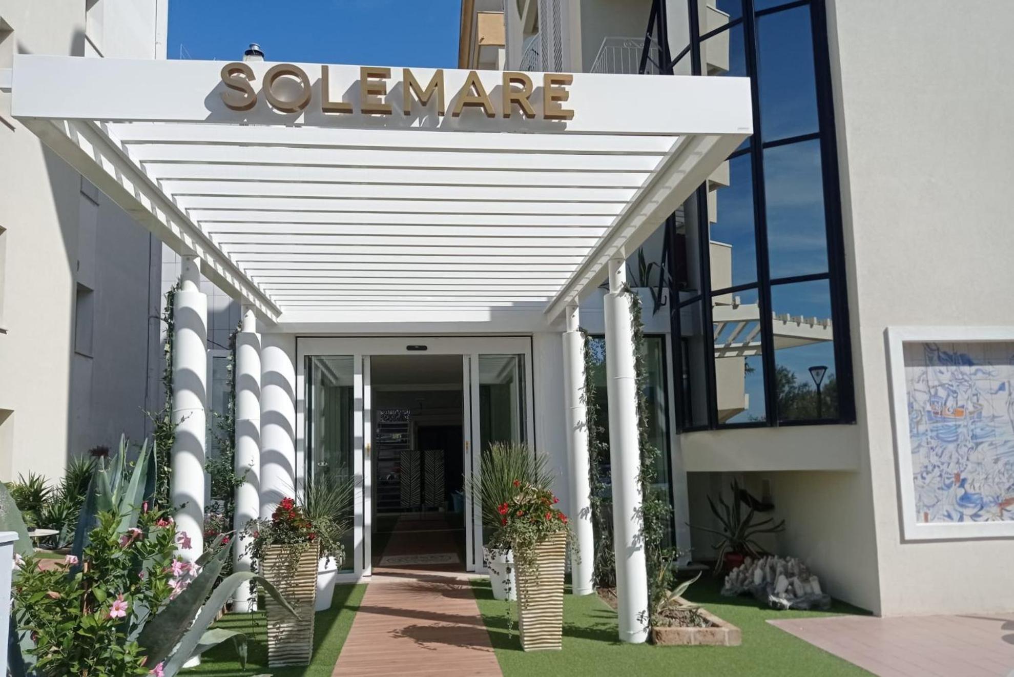 Solemare Hotel E Residence มิซาโน อาดรีอาติโก ภายนอก รูปภาพ