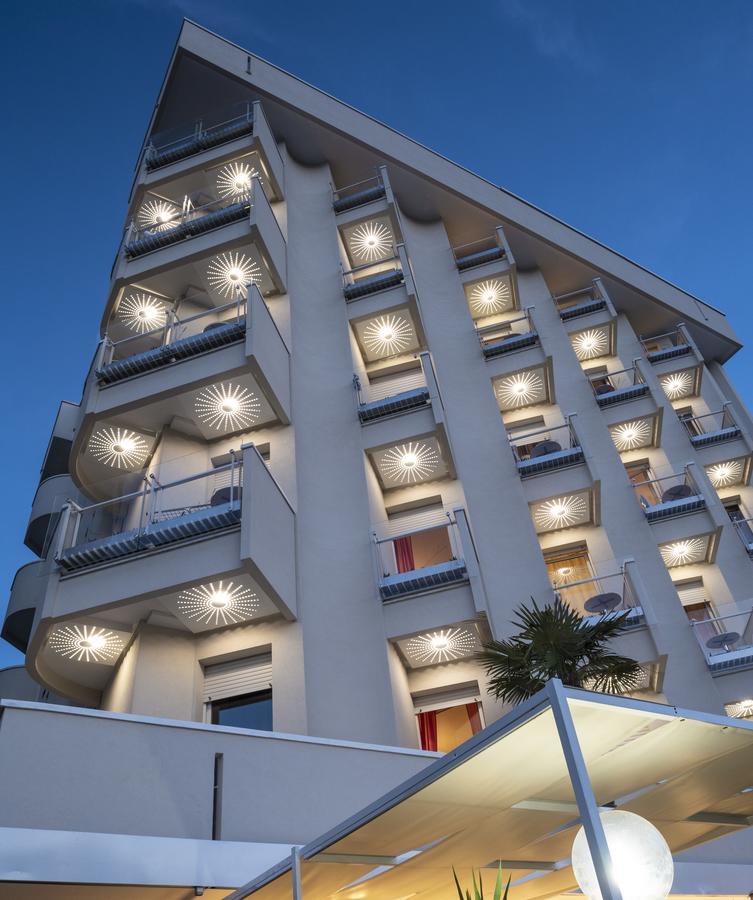 Solemare Hotel E Residence มิซาโน อาดรีอาติโก ภายนอก รูปภาพ
